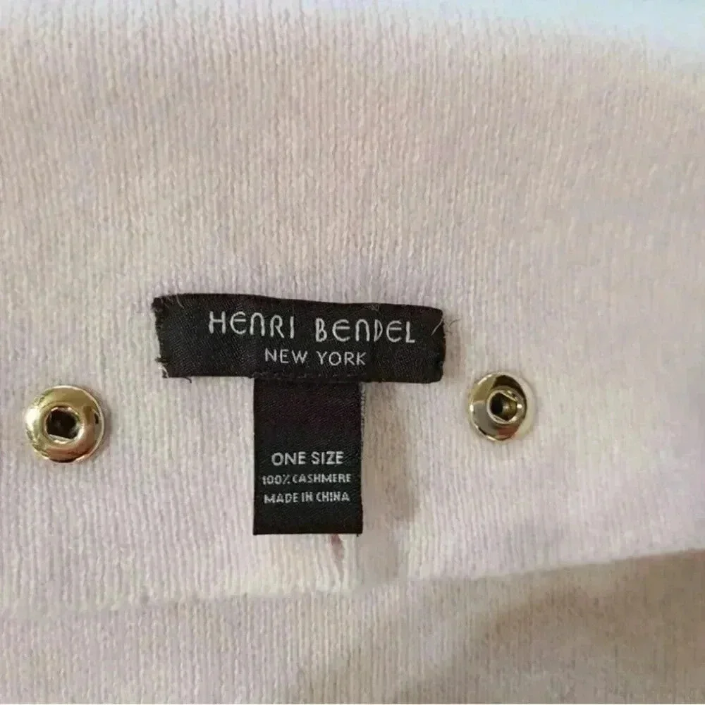 Henri Bendel pink cashmere scarf